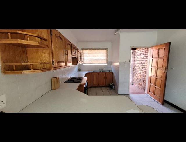 2 BEDROOM TOWNHOUSE FOR SALE IN MAYBERRY PARK